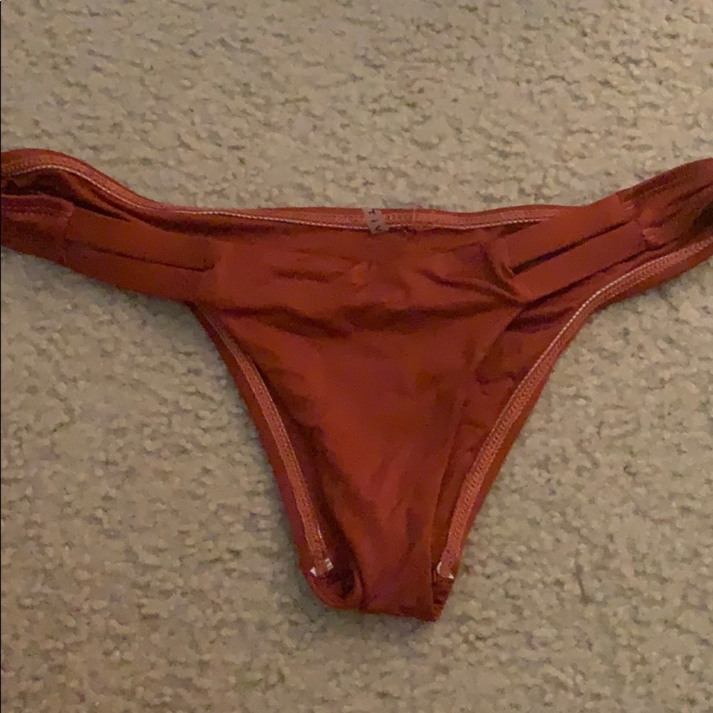 Bikini bottom